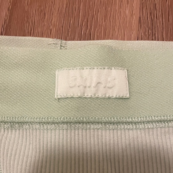 Skims Mint Color Ribbed Shorts - Picture 2 of 4